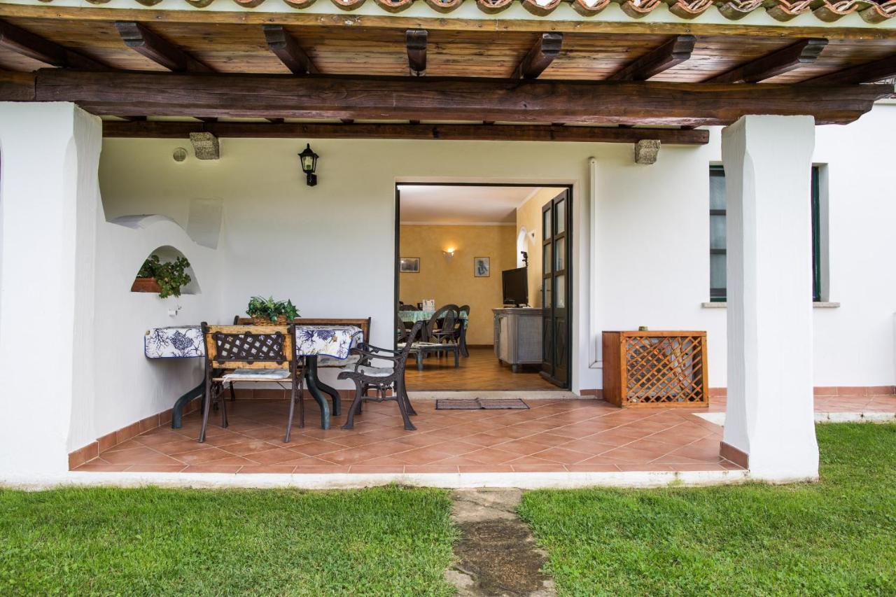 Villa Iris With Pool 巴哈撒丁岛 外观 照片