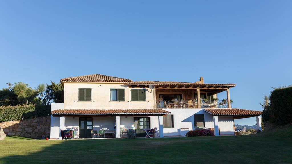 Villa Iris With Pool 巴哈撒丁岛 外观 照片