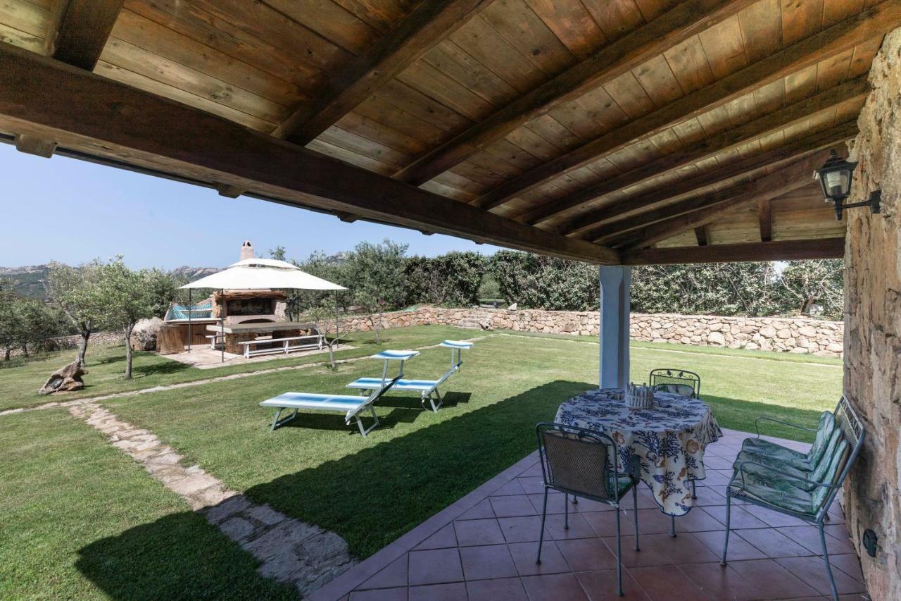 Villa Iris With Pool 巴哈撒丁岛 外观 照片